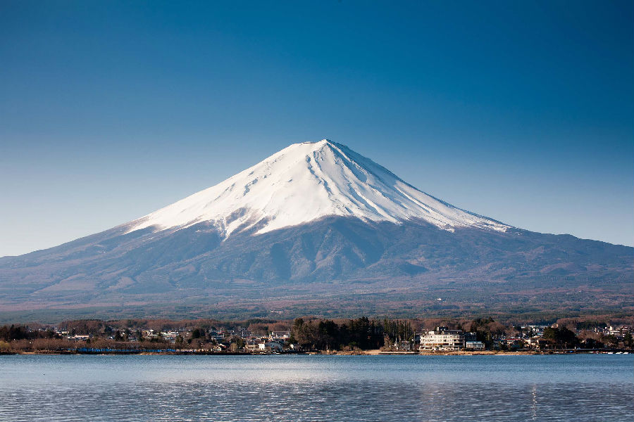 Sidel_Kirin_Japan_Mount_Fuji.jpg